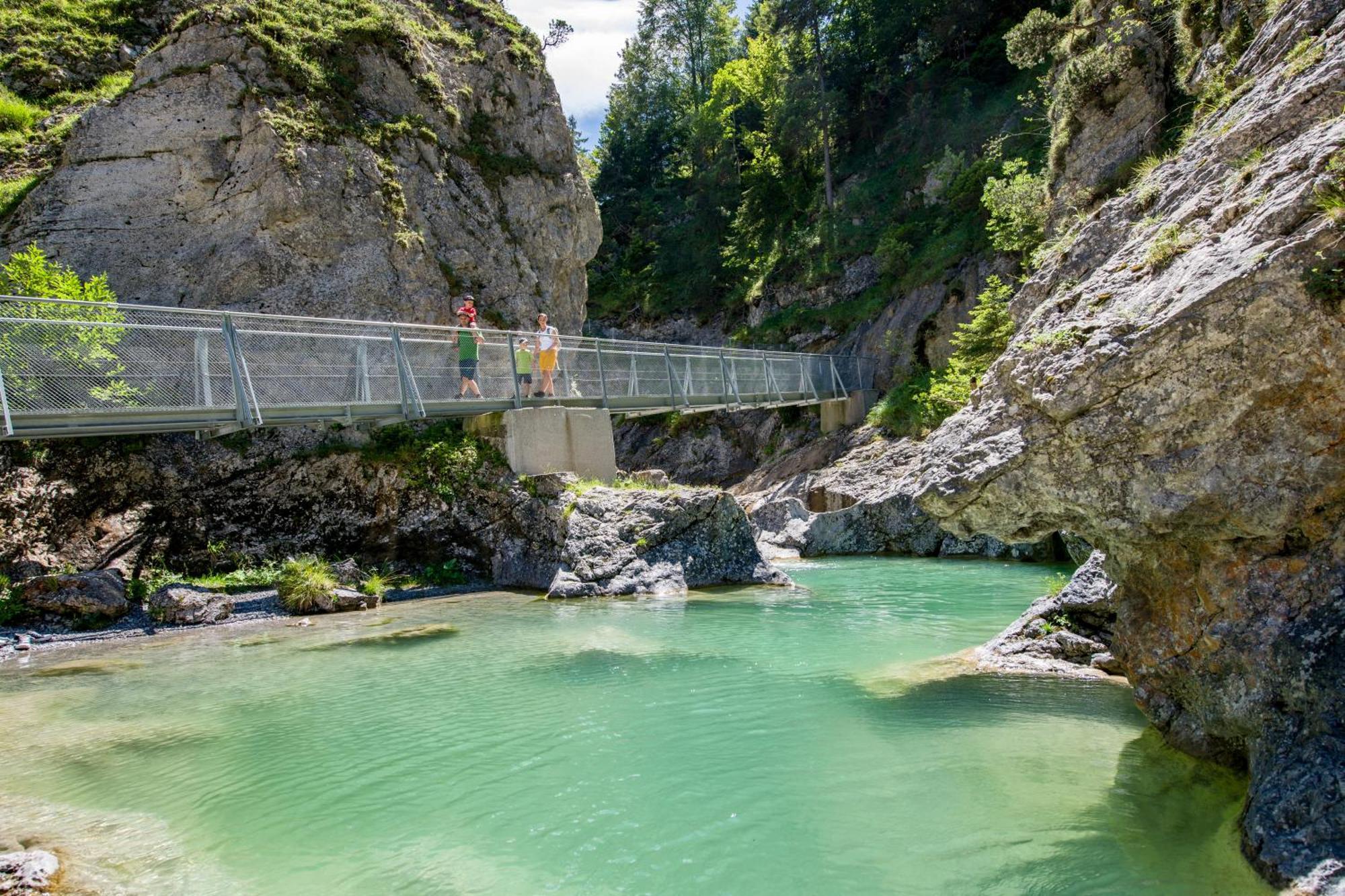 Hotel Krone Tirol Reutte Exteriör bild