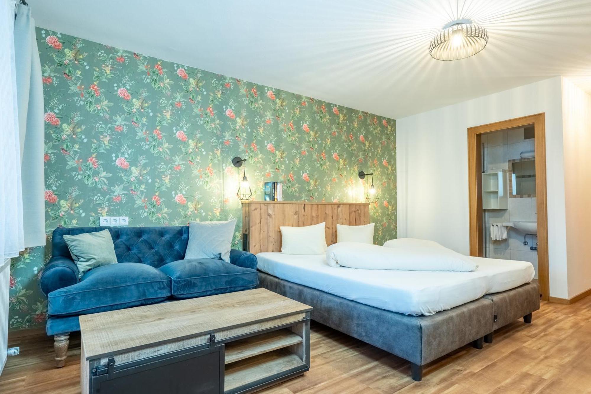 Hotel Krone Tirol Reutte Exteriör bild